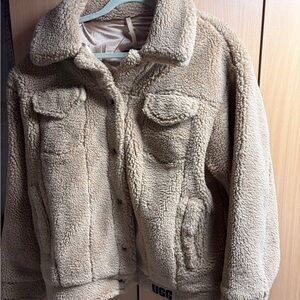 UGG Teddy Jacket Tan